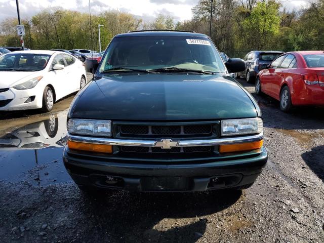 1GNDT13WX2K223143 - 2002 CHEVROLET BLAZER GREEN photo 5