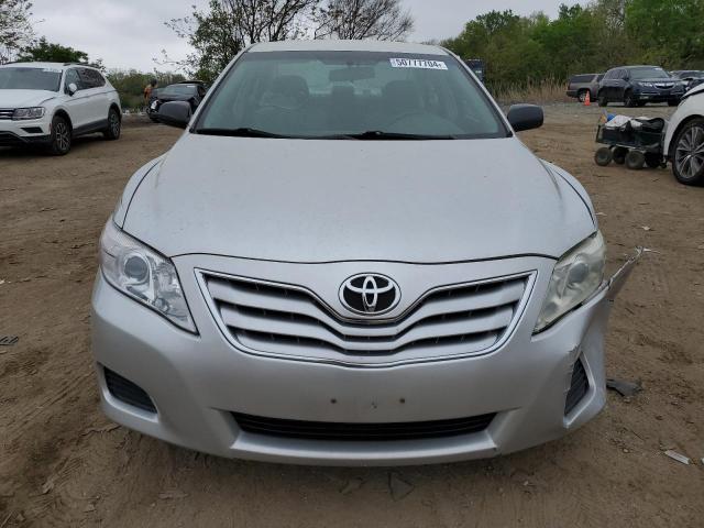 4T1BF3EK9BU657986 - 2011 TOYOTA CAMRY BASE SILVER photo 5