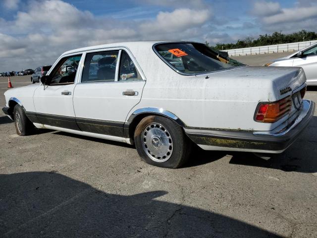 WDBCA39E3LA526615 - 1990 MERCEDES-BENZ 560 SEL WHITE photo 2