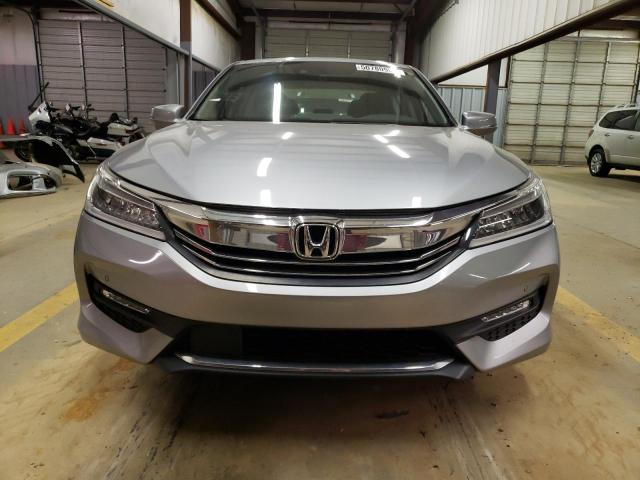 1HGCR3F95HA043427 - 2017 HONDA ACCORD TOURING SILVER photo 5