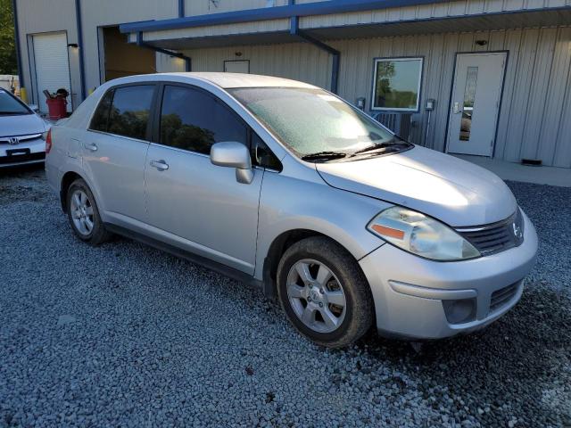 3N1BC11E18L462956 - 2008 NISSAN VERSA S SILVER photo 4