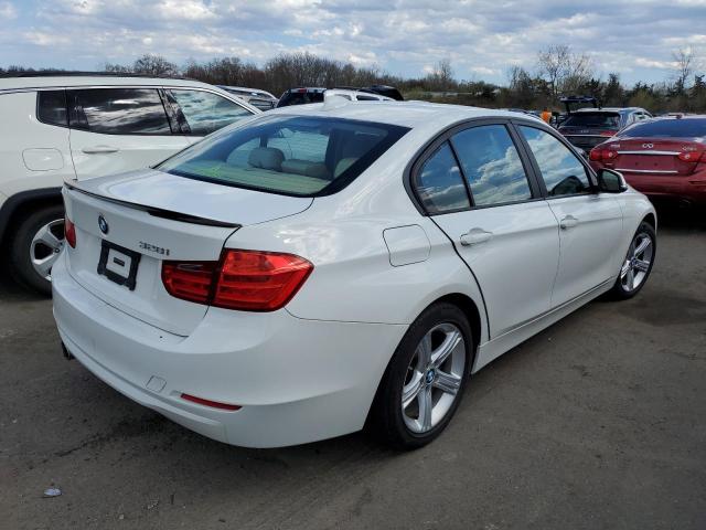 WBA3B5G57DNS00742 - 2013 BMW 328 XI SULEV WHITE photo 3