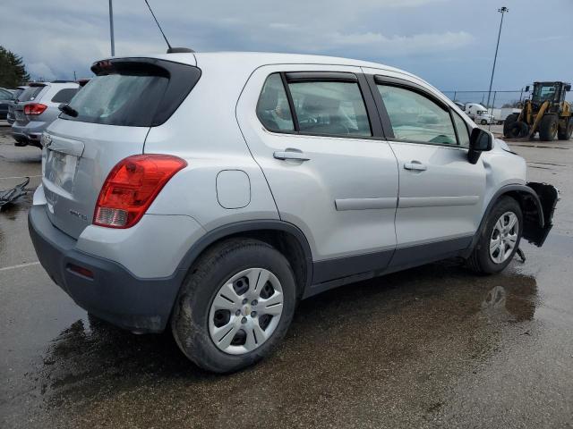 3GNCJKSB3GL272311 - 2016 CHEVROLET TRAX LS SILVER photo 3