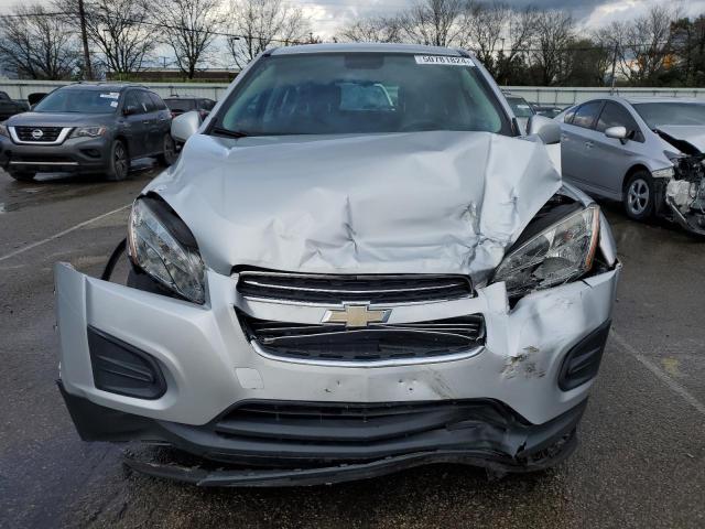 3GNCJKSB3GL272311 - 2016 CHEVROLET TRAX LS SILVER photo 5