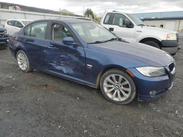 WBAPK5G55BNN79920 - 2011 BMW 328 XI SULEV BLUE photo 4