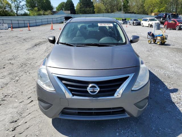 3N1CN7AP4JL802643 - 2018 NISSAN VERSA S SILVER photo 5