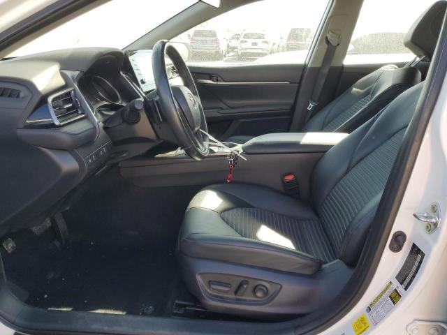 4T1G11AK3PU732039 - 2023 TOYOTA CAMRY SE NIGHT SHADE WHITE photo 7