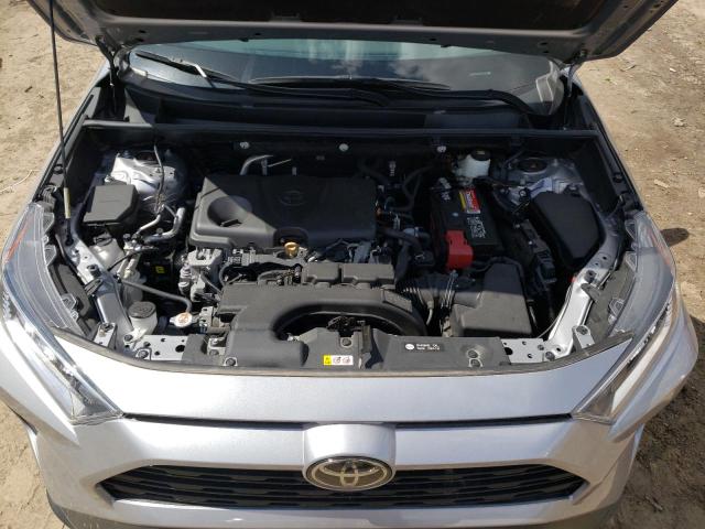 2T3A1RFV1LW106613 - 2020 TOYOTA RAV4 XLE PREMIUM SILVER photo 11