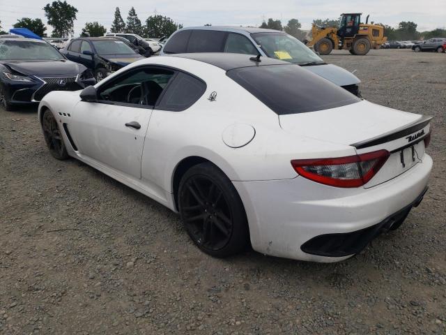 ZAM45VLA8D0067094 - 2013 MASERATI GRANTURISM S WHITE photo 2