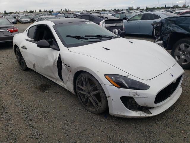 ZAM45VLA8D0067094 - 2013 MASERATI GRANTURISM S WHITE photo 4