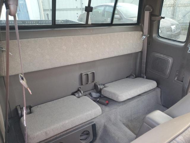 4TASN92N6YZ613122 - 2000 TOYOTA TACOMA XTRACAB PRERUNNER მწვანე ფოტო 10