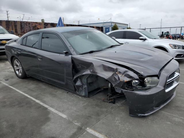 2C3CDXBG6DH725628 - 2013 DODGE CHARGER SE GRAY photo 4