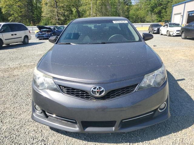 4T1BK1FK3EU024094 - 2014 TOYOTA CAMRY SE GRAY photo 5