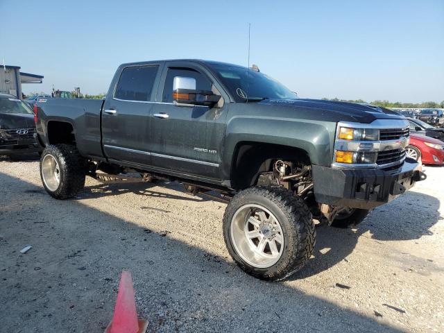 1GC1KWEY9HF126589 - 2017 CHEVROLET SILVERADO K2500 HEAVY DUTY LTZ GRAY photo 4