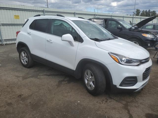 KL7CJPSB5JB614658 - 2018 CHEVROLET TRAX 1LT WHITE photo 4