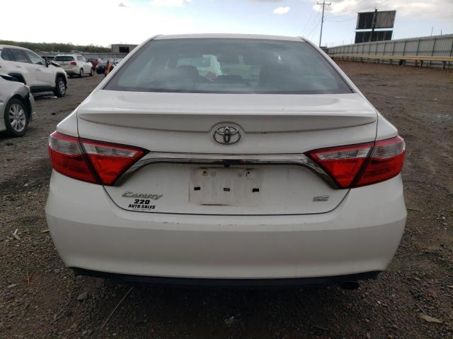 4T1BF1FK7FU953050 - 2015 TOYOTA CAMRY SE LE Beyaz fotoğraf 6
