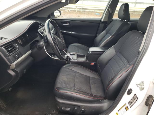 4T1BF1FK7FU953050 - 2015 TOYOTA CAMRY SE LE Beyaz fotoğraf 7
