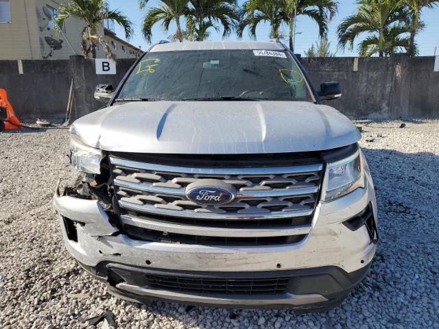 1FM5K7D88JGB63198 - 2018 FORD EXPLORER XLT SILVER photo 5