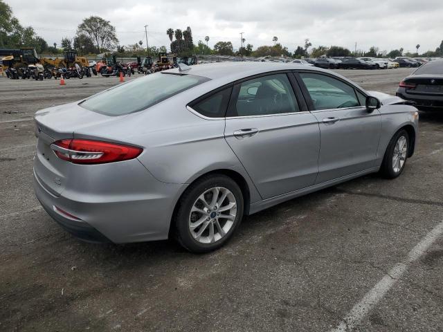 3FA6P0LU4LR170733 - 2020 FORD FUSION SE SILVER photo 3