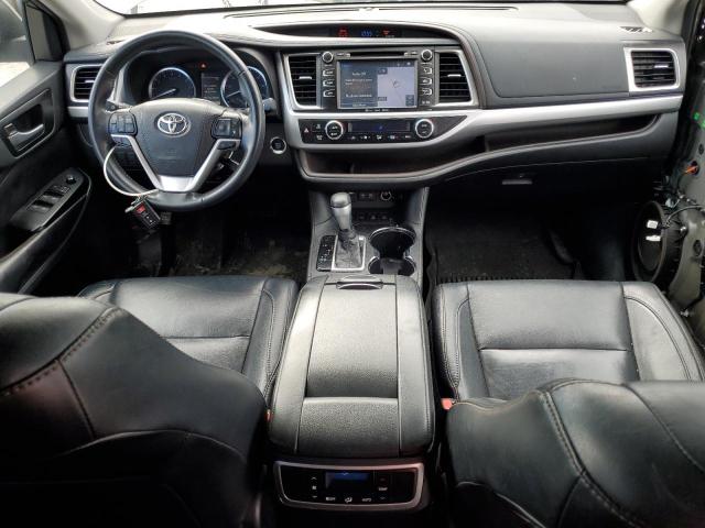 5TDJZRFH2JS531792 - 2018 TOYOTA HIGHLANDER SE ნაცრისფერი ფოტო 8