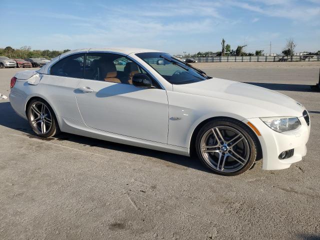 WBADX1C55CE825403 - 2012 BMW 335 I SULEV WHITE photo 4