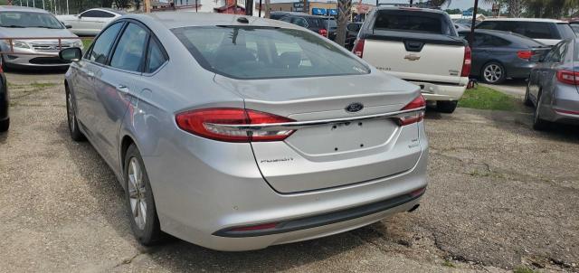 3FA6P0HD7HR286654 - 2017 FORD FUSION SE SILVER photo 3