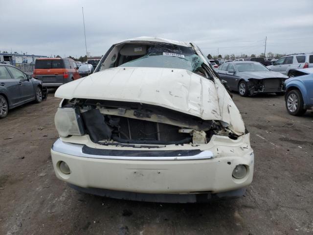 1A8HW58218F129824 - 2008 CHRYSLER ASPEN LIMITED WHITE photo 5