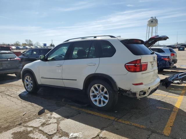 5UXZV4C53BL412808 - 2011 BMW X5 XDRIVE35I WHITE photo 2