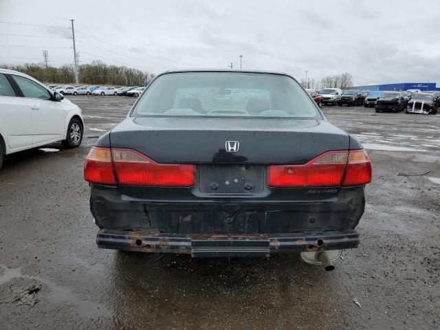 1HGCG5541WA009991 - 1998 HONDA ACCORD LX BLACK photo 6