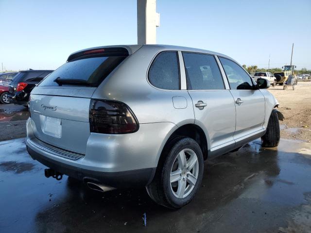 WP1AB29P24LA65378 - 2004 PORSCHE CAYENNE S SILVER photo 3