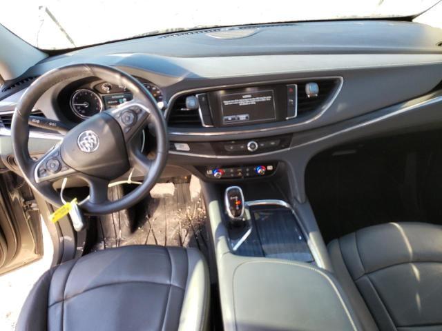 5GAERBKW8JJ212943 - 2018 BUICK ENCLAVE ESSENCE GRAY photo 8