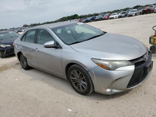 4T1BF1FK5GU151789 - 2016 TOYOTA CAMRY LE SILVER photo 4