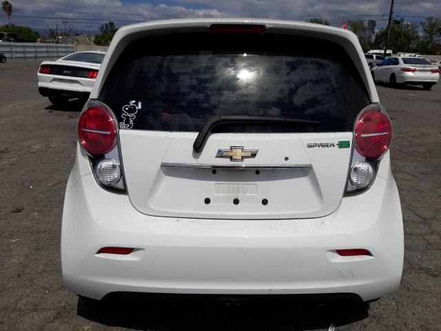 KL8CK6S05GC624868 - 2016 CHEVROLET SPARK EV 1LT WHITE photo 6