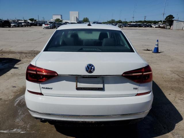 1VWDT7A33HC024116 - 2017 VOLKSWAGEN PASSAT R-LINE Weiß Foto 6