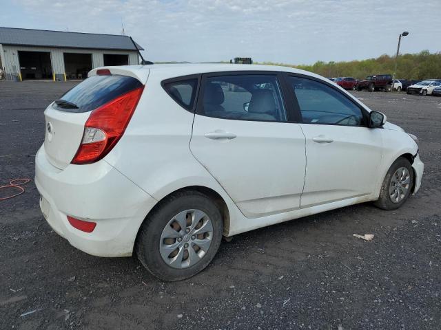 KMHCT5AE8GU273648 - 2016 HYUNDAI ACCENT SE WHITE photo 3