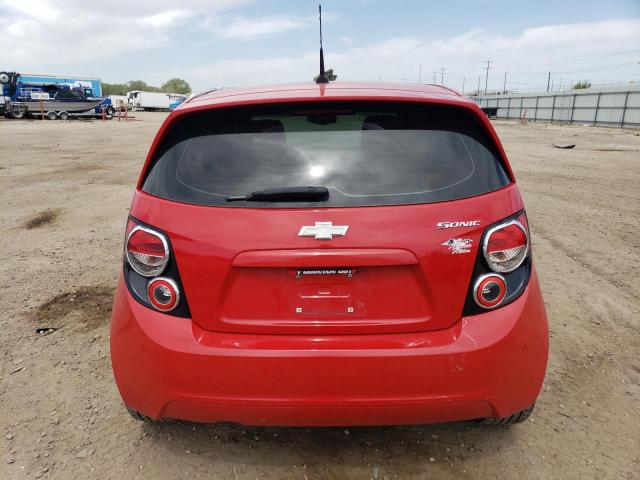 1G1JA6SHXD4115140 - 2013 CHEVROLET SONIC LS 红色 照片 6