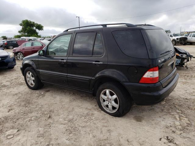 4JGAB75E52A360398 - 2002 MERCEDES-BENZ ML 500 BLACK photo 2