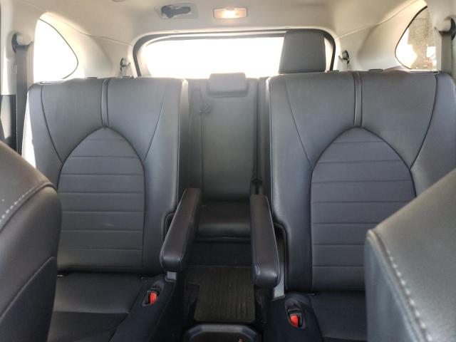 5TDGZRBH1LS050175 - 2020 TOYOTA HIGHLANDER XLE SILVER photo 10