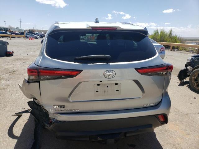 5TDGZRBH1LS050175 - 2020 TOYOTA HIGHLANDER XLE SILVER photo 6