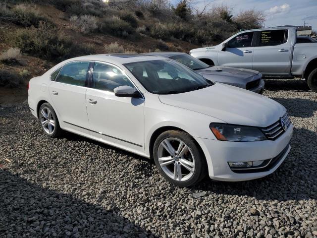 1VWBS7A30FC020600 - 2015 VOLKSWAGEN PASSAT SE Blanco foto 4