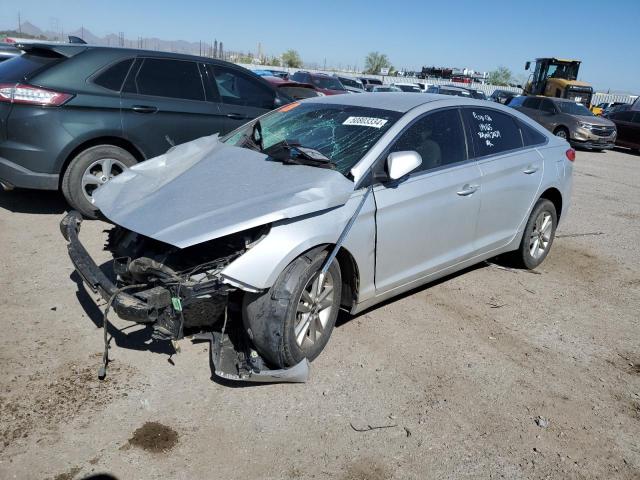 5NPE24AF3FH194724 - 2015 HYUNDAI SONATA SE SILVER photo 1