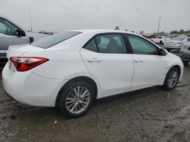 5YFBURHE3FP261591 - 2015 TOYOTA COROLLA L WHITE photo 3