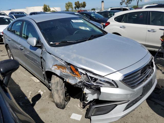 5NPE24AF9HH554985 - 2017 HYUNDAI SONATA SE SILVER photo 4