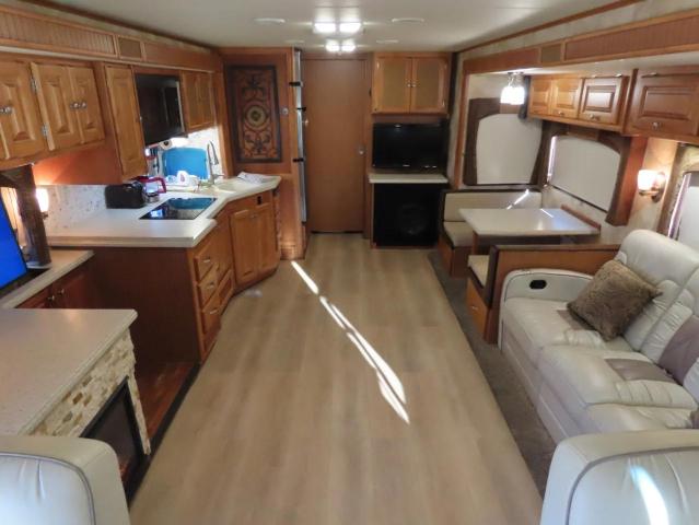 4UZAB2DTXACAS7588 - 2010 FREIGHTLINER CHASSIS XC BROWN photo 6