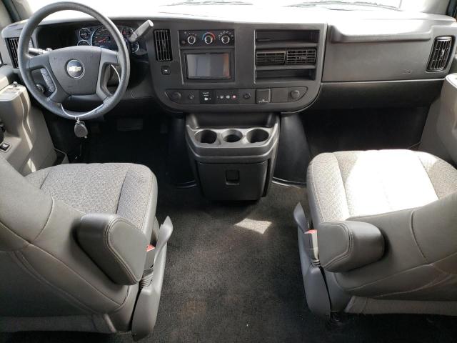 1GAZGPFG3J1309188 - 2018 CHEVROLET EXPRESS G3 LT SILVER photo 8