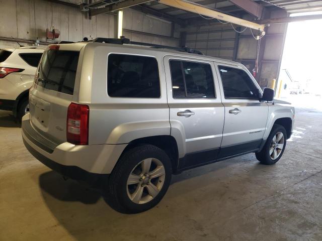 1C4NJRFB6CD614838 - 2012 JEEP PATRIOT LATITUDE SILVER photo 3