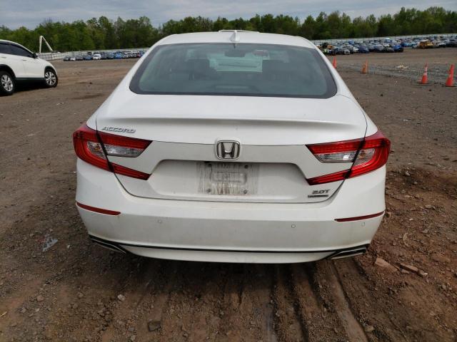 1HGCV2F94JA046590 - 2018 HONDA ACCORD TOURING WHITE photo 6