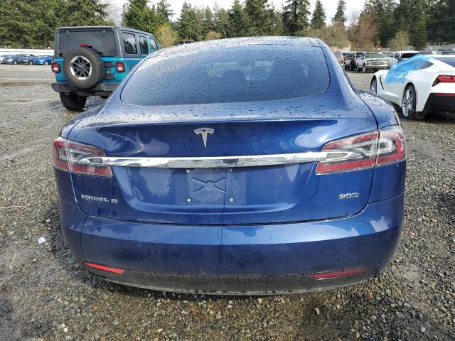 5YJSA1E24GF172713 - 2016 TESLA MODEL S ლურჯი ფოტო 6