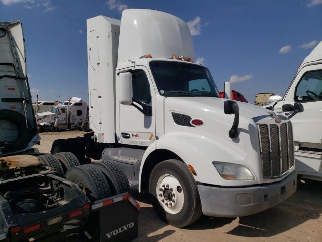 2017 PETERBILT 579, null