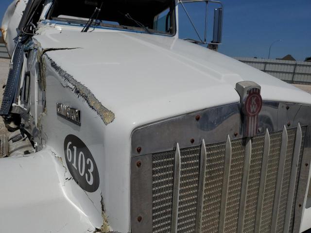 1NKWLT0X07J205949 - 2007 KENWORTH CONSTRUCTI W900 WHITE photo 7